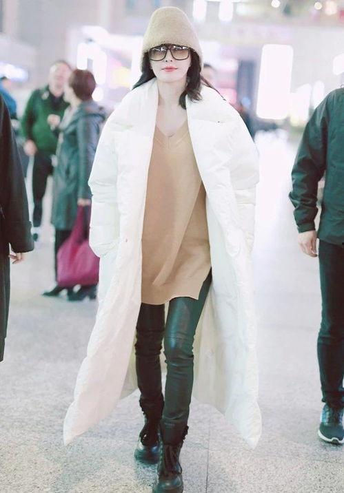 明星皮羽绒穿搭,皮羽绒穿搭演绎冬季时尚潮流