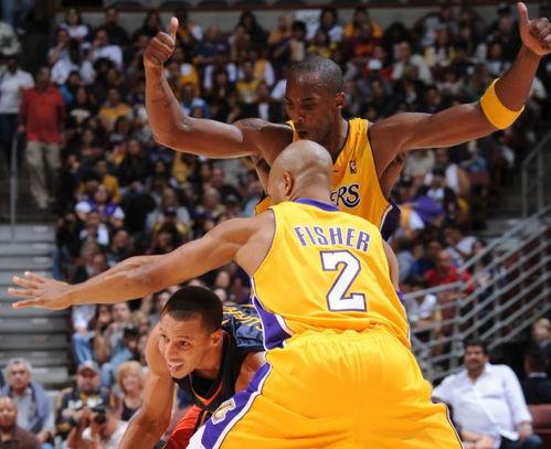 科比nba上头条,辉煌成就铸就永恒头条