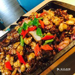 娱乐吃瓜酱牛蛙,揭秘娱乐圈那些鲜为人知的幕后故事